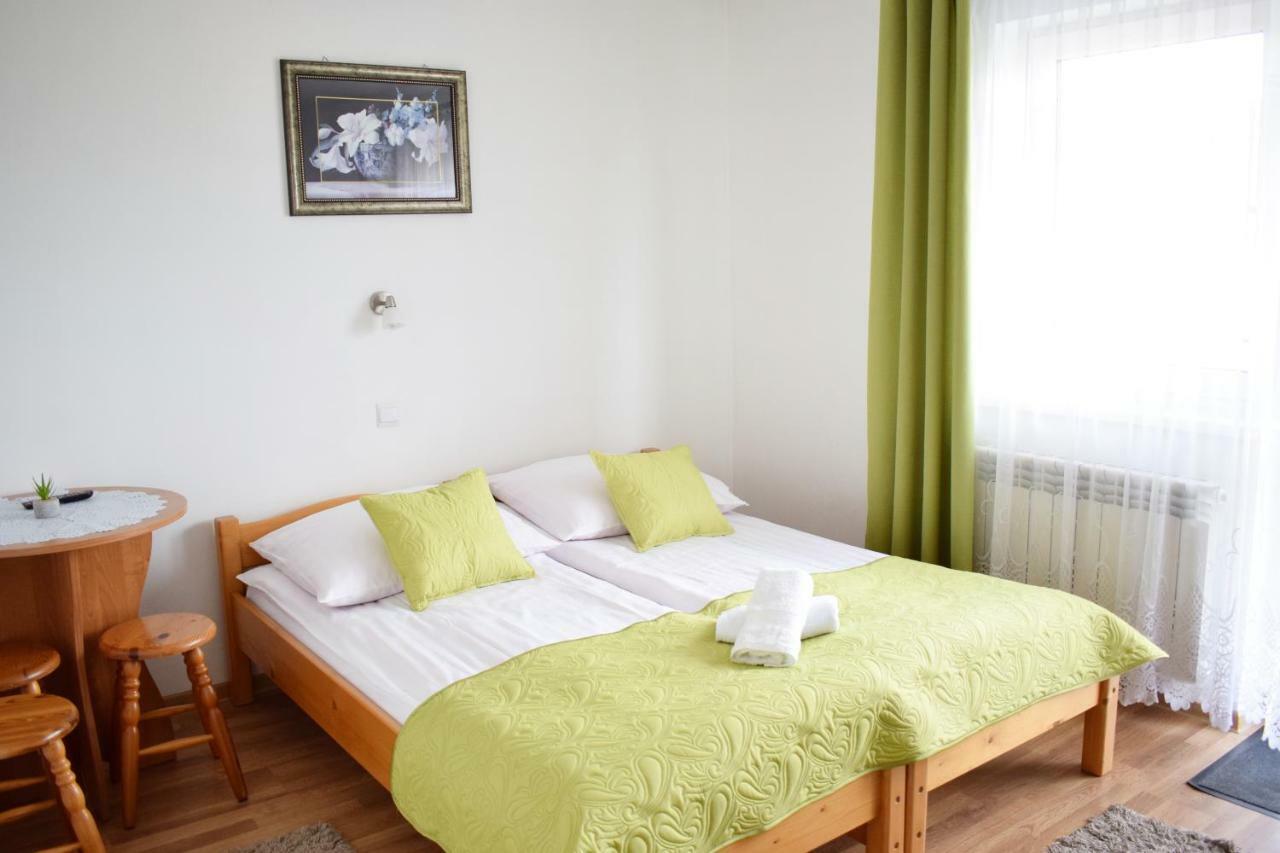 Pokoje I Apartament U Lucyny Czarna Góra Exterior foto